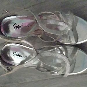 Fioni night heels
